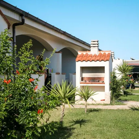 Locazione Turistica Arcobaleno - Vis362 Ferienhaus Vieste